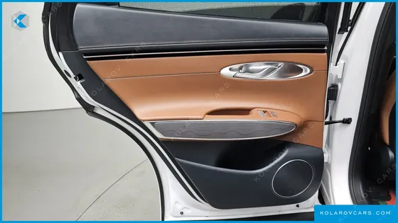 GENESIS GV70 2.5T GASOLINE 2WD