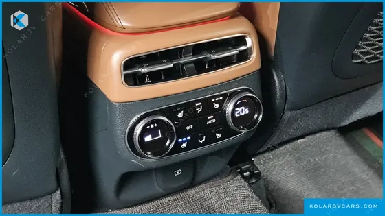 GENESIS GV70 2.5T GASOLINE 2WD