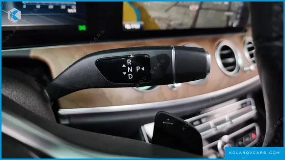MERCEDES E-CLASS E300 4MATIC EXCLUSIVE