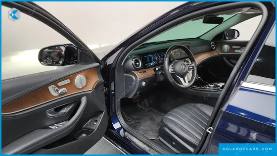 MERCEDES E-CLASS E300 4MATIC EXCLUSIVE