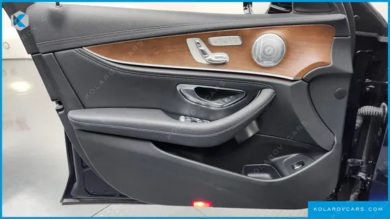 MERCEDES E-CLASS E300 4MATIC EXCLUSIVE