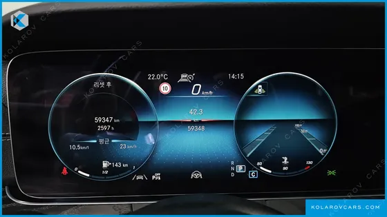 MERCEDES E-CLASS E220D 4MATIC AMG LINE