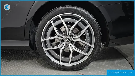 MERCEDES E-CLASS E220D 4MATIC AMG LINE
