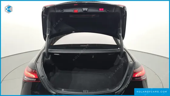MERCEDES E-CLASS E220D 4MATIC AMG LINE