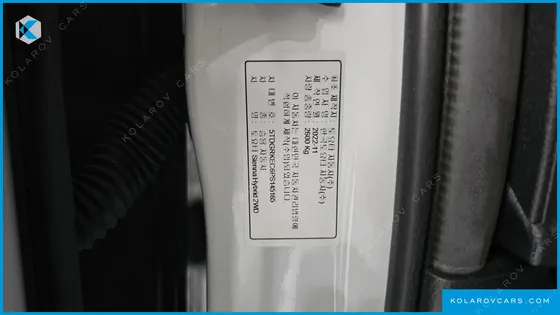 TOYOTA SIENNA 2.5 HYBRID 2WD
