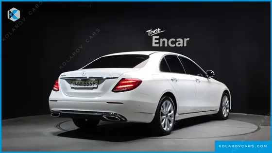 MERCEDES E-CLASS E220D EXCLUSIVE