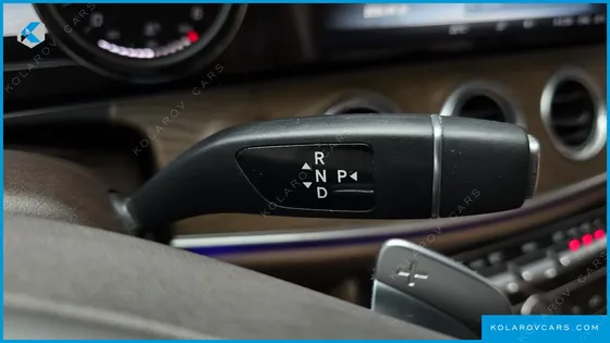 MERCEDES E-CLASS E220D EXCLUSIVE