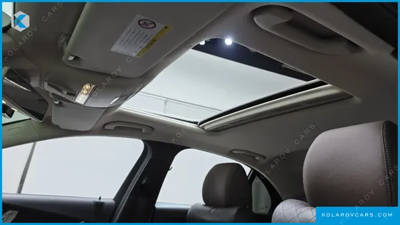 MERCEDES E-CLASS E300 AVANTGARDE