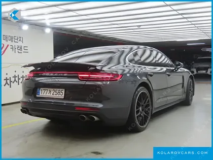 PORSCHE PANAMERA 4.0 TURBO