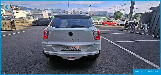 KGM - SSANGYONG TIVOLI VX 2WD