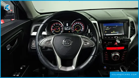 KGM - SSANGYONG TIVOLI LX 2WD
