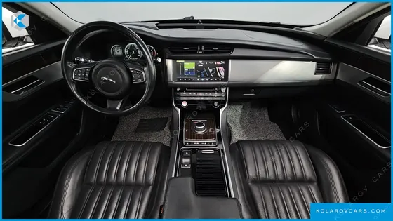 JAGUAR XF 20D PORTFOLIO