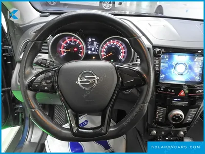 KGM - SSANGYONG TIVOLI VX 2WD