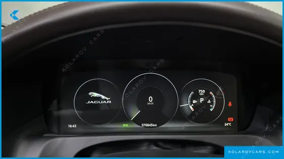 JAGUAR XF 20D PORTFOLIO AWD