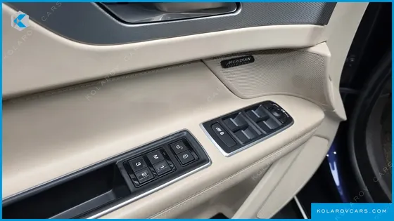 JAGUAR XF 20D PORTFOLIO AWD