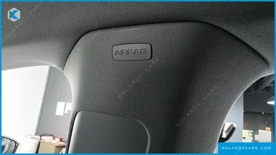 PORSCHE TAYCAN BASE 4