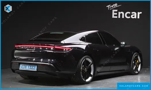 PORSCHE TAYCAN 4S