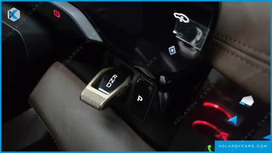 PORSCHE TAYCAN 4S