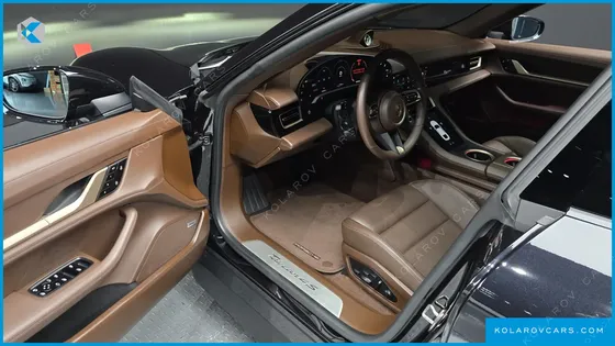 PORSCHE TAYCAN 4S