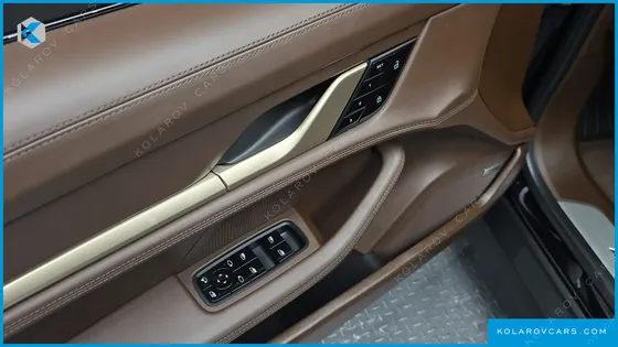 PORSCHE TAYCAN 4S