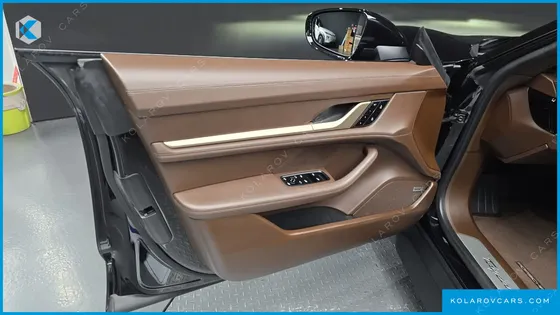 PORSCHE TAYCAN 4S