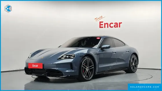PORSCHE TAYCAN GTS