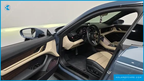 PORSCHE TAYCAN GTS
