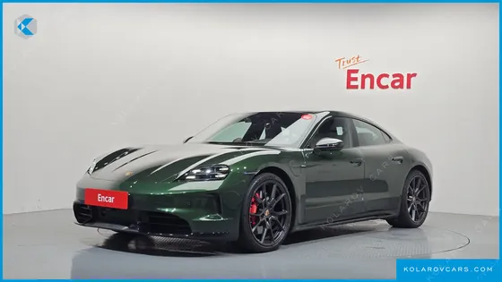 PORSCHE TAYCAN GTS