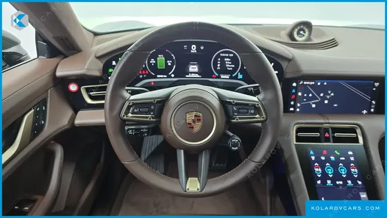 PORSCHE TAYCAN GTS