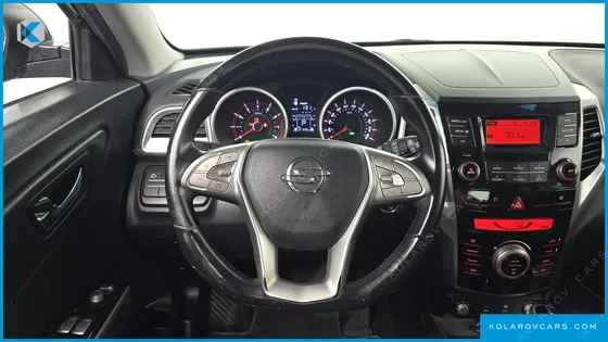 KGM - SSANGYONG TIVOLI VX 2WD