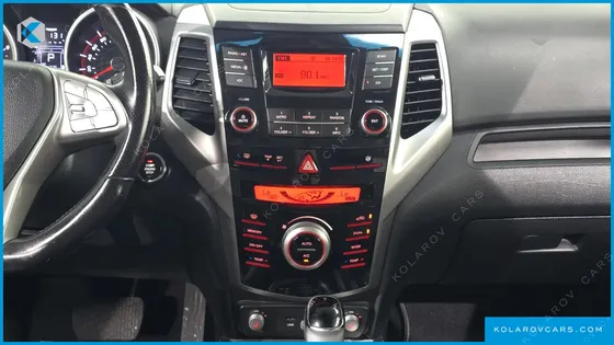 KGM - SSANGYONG TIVOLI VX 2WD