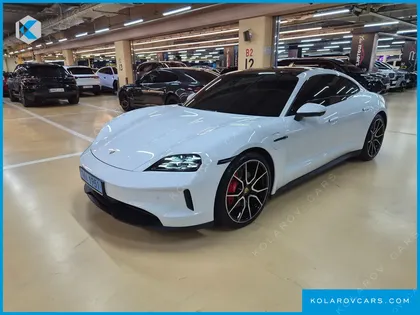 PORSCHE TAYCAN 4S