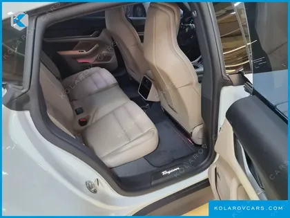 PORSCHE TAYCAN 4S