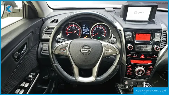 KGM - SSANGYONG TIVOLI VX 2WD