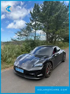 PORSCHE TAYCAN 4S