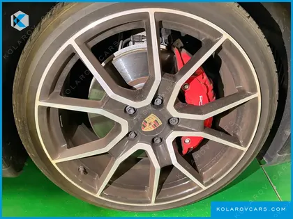 PORSCHE TAYCAN 4S