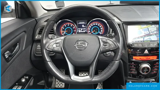KGM - SSANGYONG TIVOLI LX 2WD