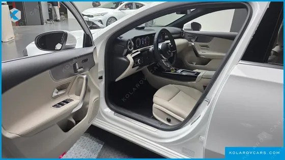 MERCEDES A-CLASS A220 HATCHBACK