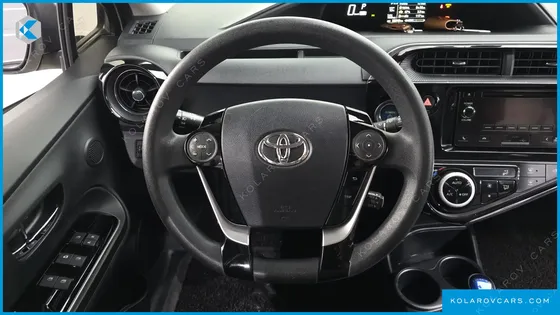 TOYOTA PRIUS 1.5