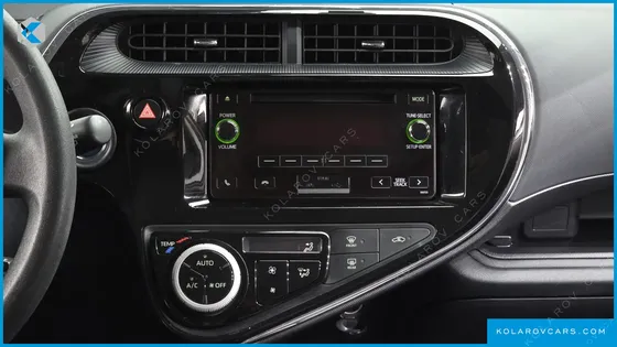 TOYOTA PRIUS 1.5