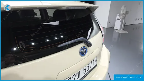 TOYOTA PRIUS 1.5