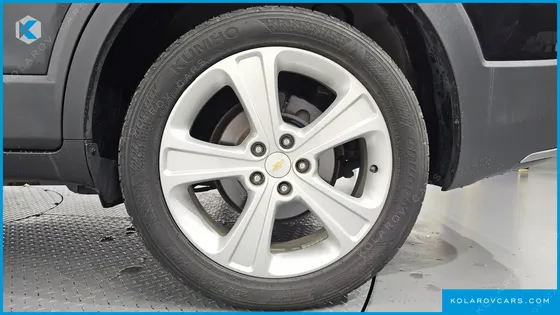 CHEVROLET (GM DAEWOO) CAPTIVA 2WD LT PREMIUM