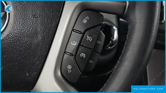 CHEVROLET (GM DAEWOO) CAPTIVA 2WD LT PREMIUM