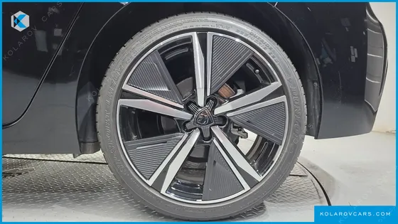 PEUGEOT 308 1.2 HYBRID GT