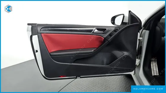 VOLKSWAGEN GOLF 2.0 TDI CABRIOLET