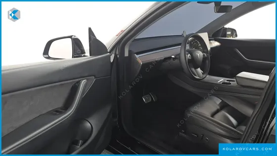 TESLA MODEL Y LONG RANGE AWD