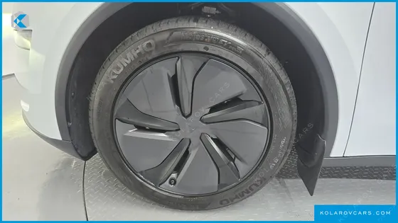 TESLA MODEL Y PREMIUM RWD