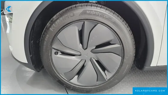 TESLA MODEL Y PREMIUM RWD