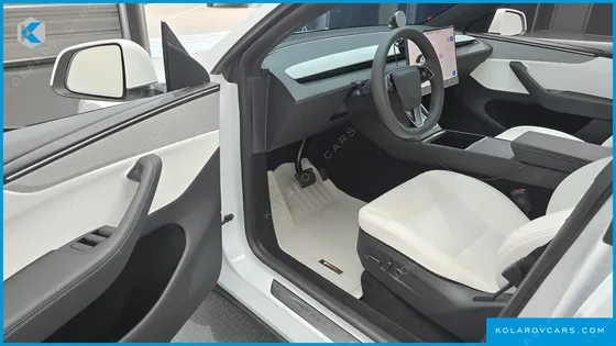 TESLA MODEL Y PREMIUM RWD