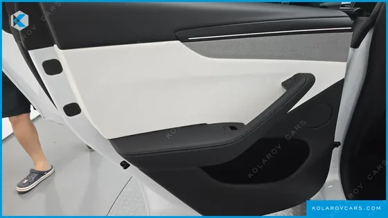 TESLA MODEL Y PREMIUM RWD